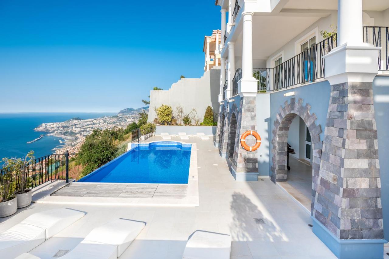 Villa La Terrasse Palheiro Village With Private Pool By Hr Madeira ฟุงชาล ภายนอก รูปภาพ
