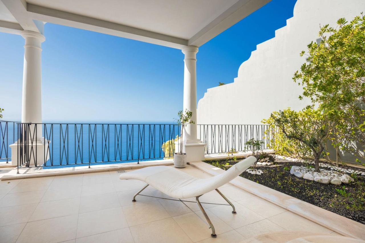 Villa La Terrasse Palheiro Village With Private Pool By Hr Madeira ฟุงชาล ภายนอก รูปภาพ