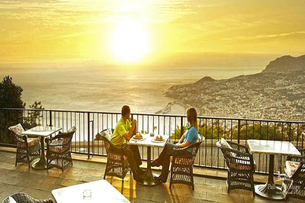 Villa La Terrasse Palheiro Village With Private Pool By Hr Madeira ฟุงชาล ภายนอก รูปภาพ